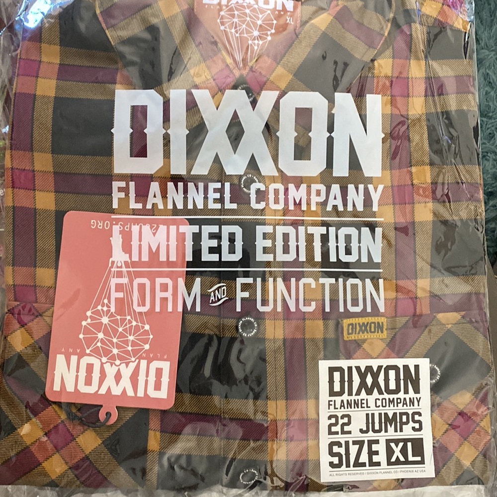 DIXXON 22 JUMPS XL & L FLANNEL SHIRT(E) - Picture 11 of 11